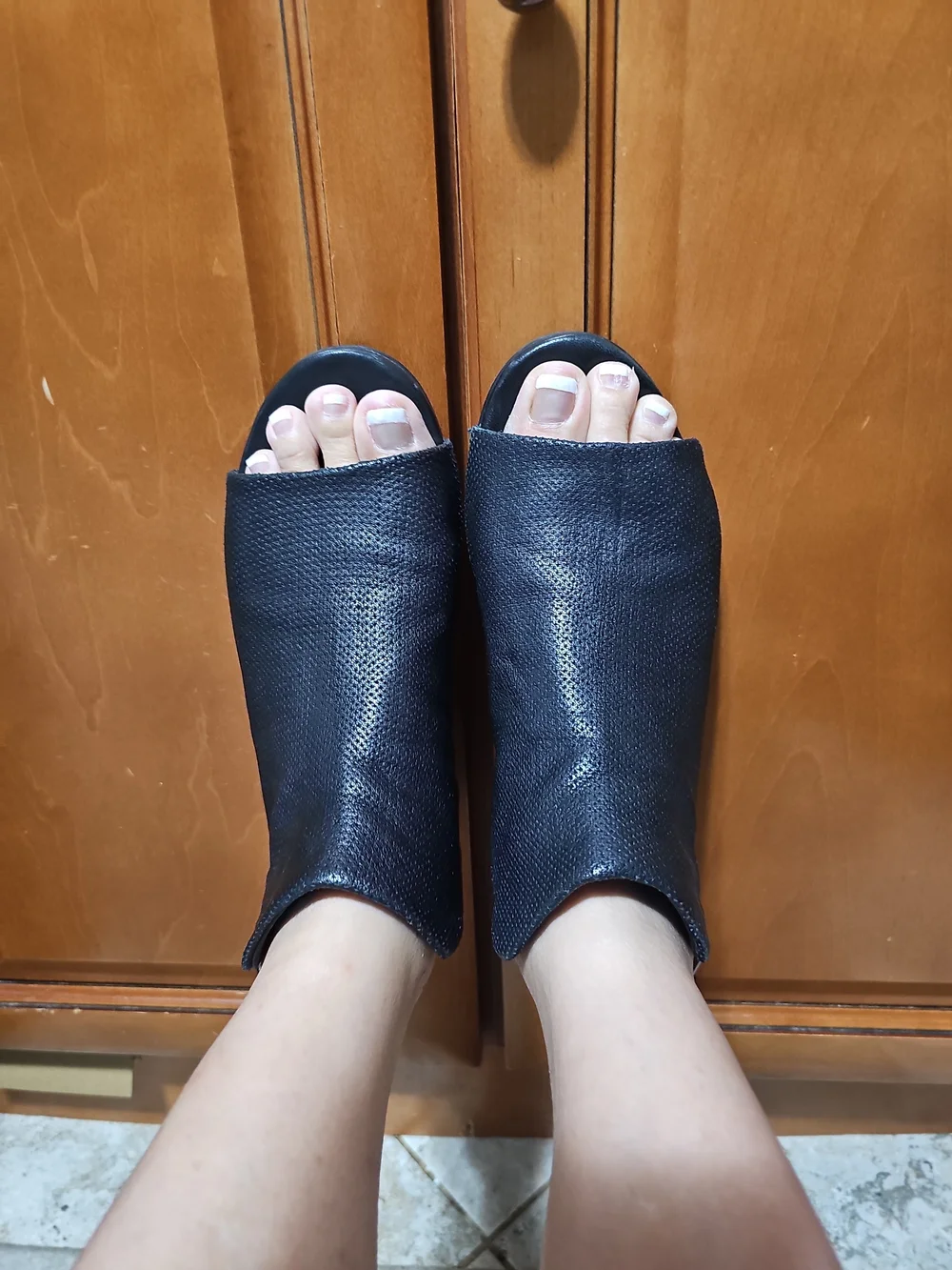 Gentle Souls Rocker 3 Le Black Leather Slingback Sandals Size 7.5M